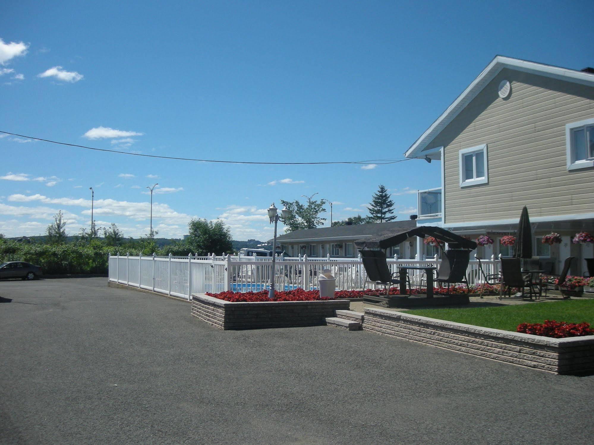 Motel Chevalier Quebec City Bagian luar foto